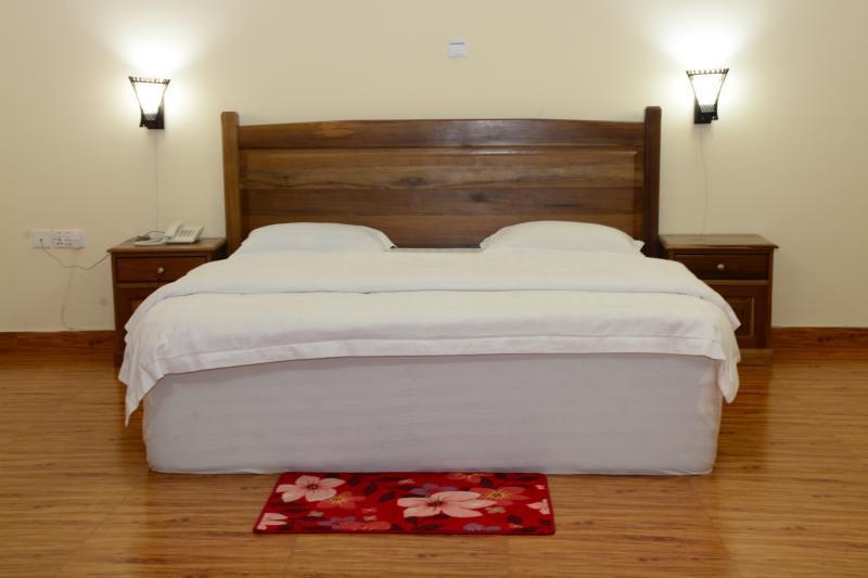 אקרה Ampomaah Hotel מראה חיצוני תמונה
