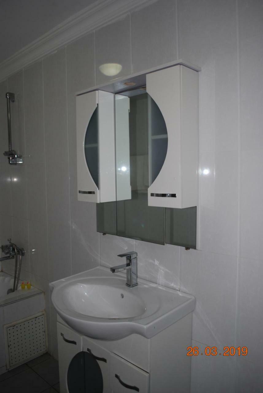 אקרה Ampomaah Hotel מראה חיצוני תמונה